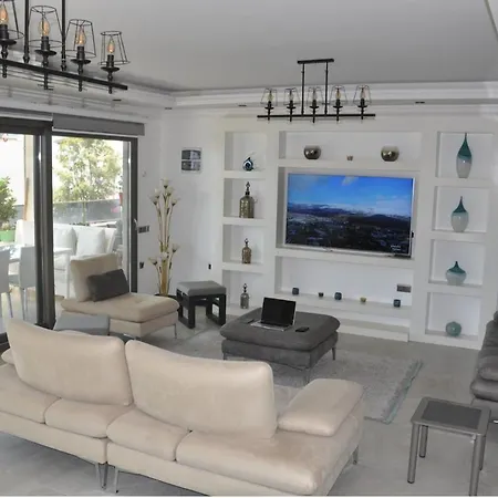 빌라 Entire Villa- Luxury 3 Bedroom, Kos/sea View- Pool *