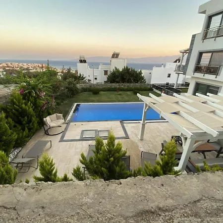 빌라 Entire Villa- Luxury 3 Bedroom, Kos/sea View- Pool